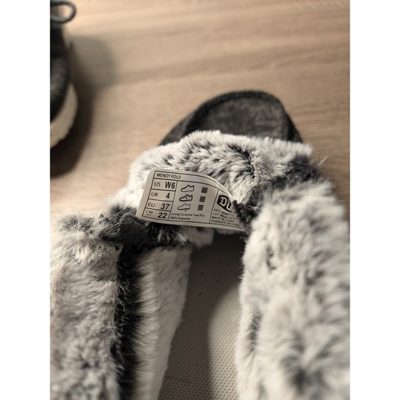 Hey Dude Wendy Fold Women's 6 Gray Faux Fur Lined Slip On Loafer Shoes - Picture 12 of 13